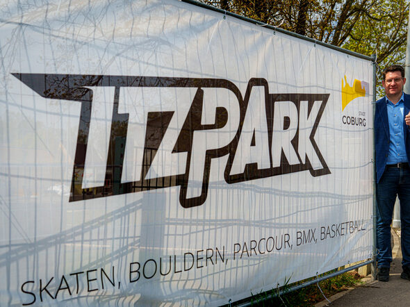 OB Dominik Sauerteig präsentiert den Namen der Anlage: Itzpark